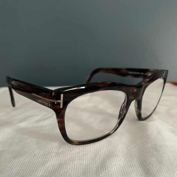 Tom Ford frames with case - Picture 2 of 3